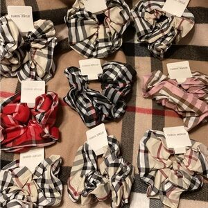 9PCS Fashion Hair Scrunchies Set, AMAZING DEAL…